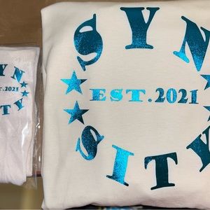 SynSity T-shirts with matching socks